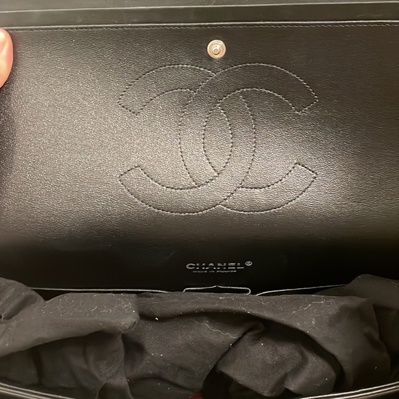 CHANEL Classic Double Flap Bag Quilted Lambskin Maxi - Picture 6 of 8